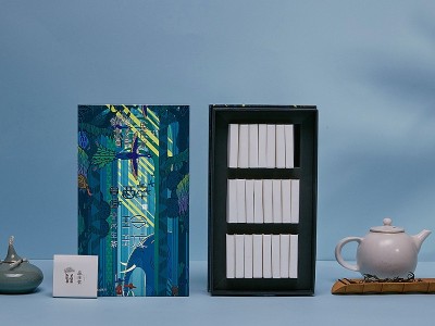 濟(jì)南茶葉禮盒定制廠家是如何搭配內(nèi)托的？